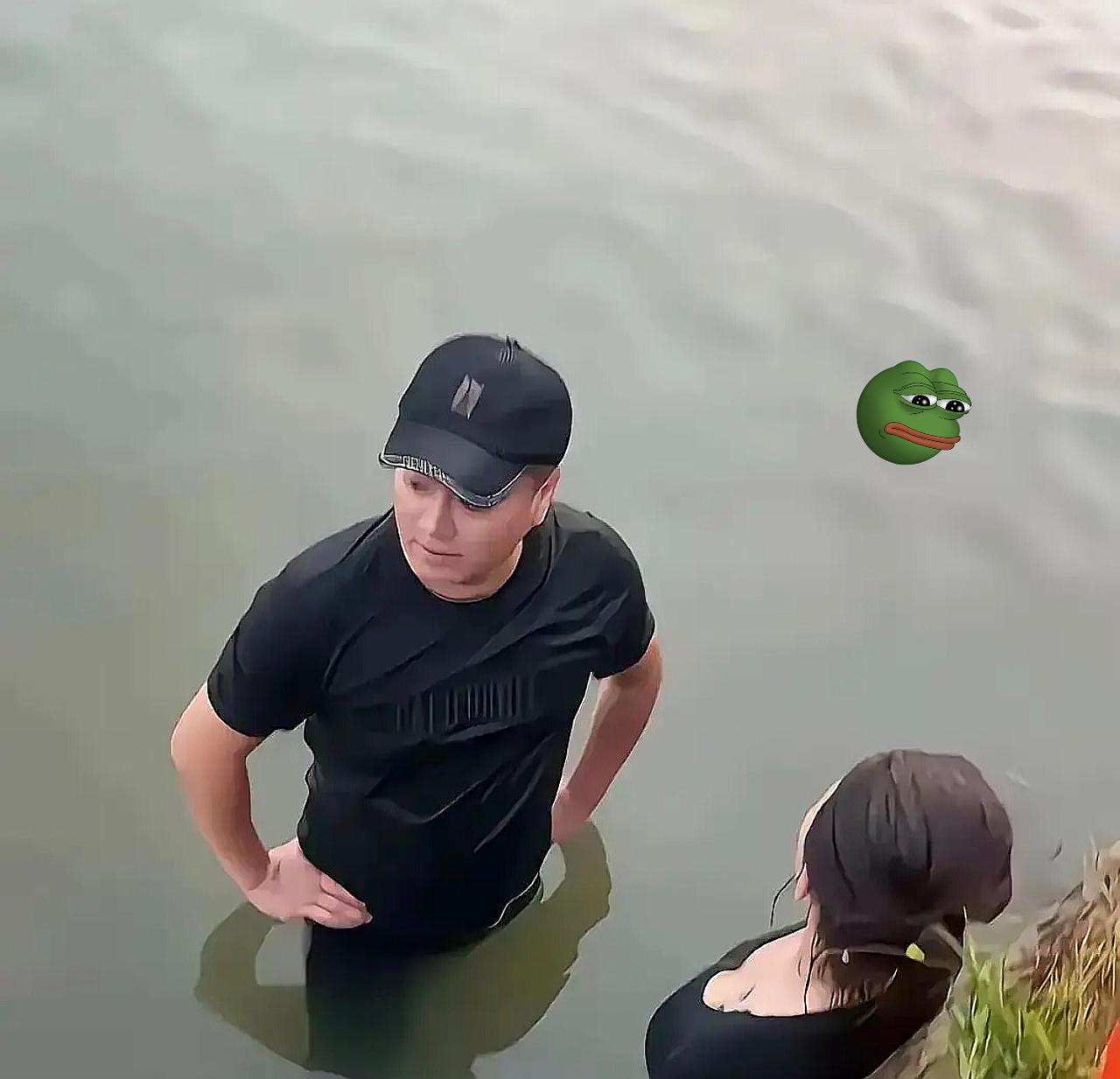 “你救我就得娶我！不娶我还跳河！”女子跳河被救硬赖恩人，非要当小老婆，大哥一句话