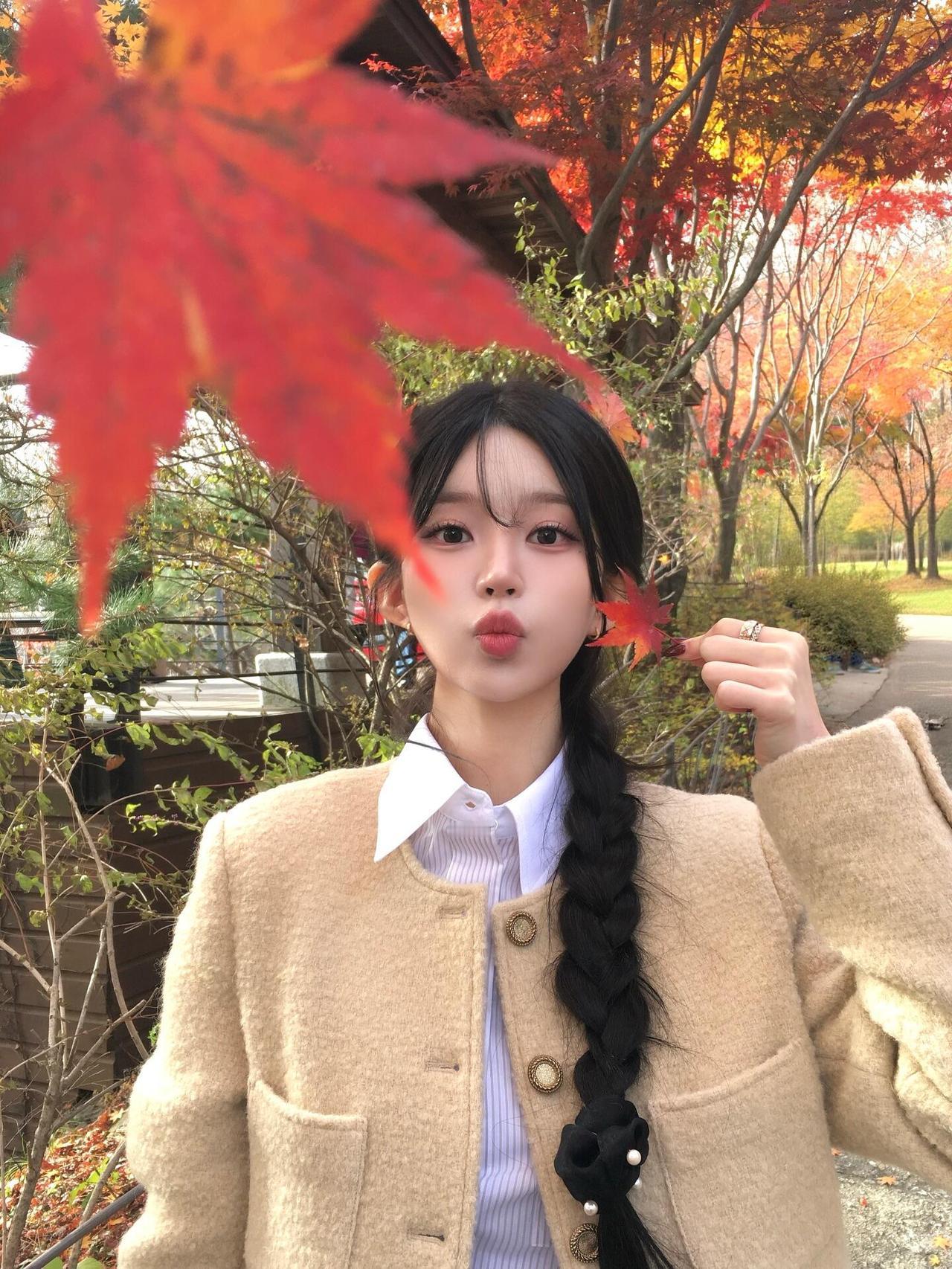 秋日氛围系穿搭