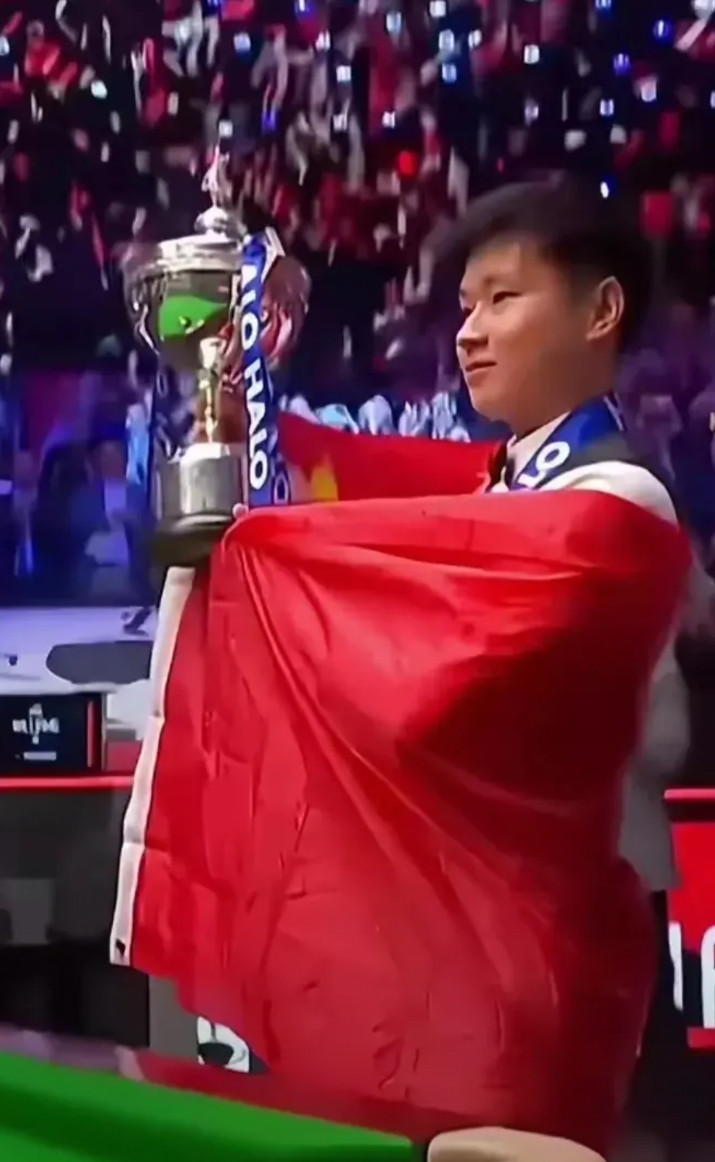 感谢英国人发明了世界三小球项目，让中国成为了体育强国。其中乒乓球羽毛球已成为冠军