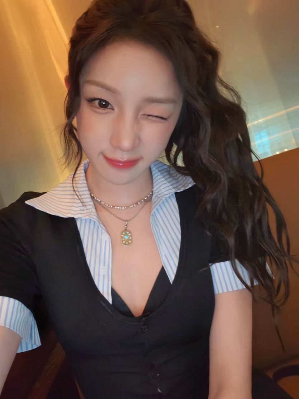 宋雨琦美美的自拍🤳
