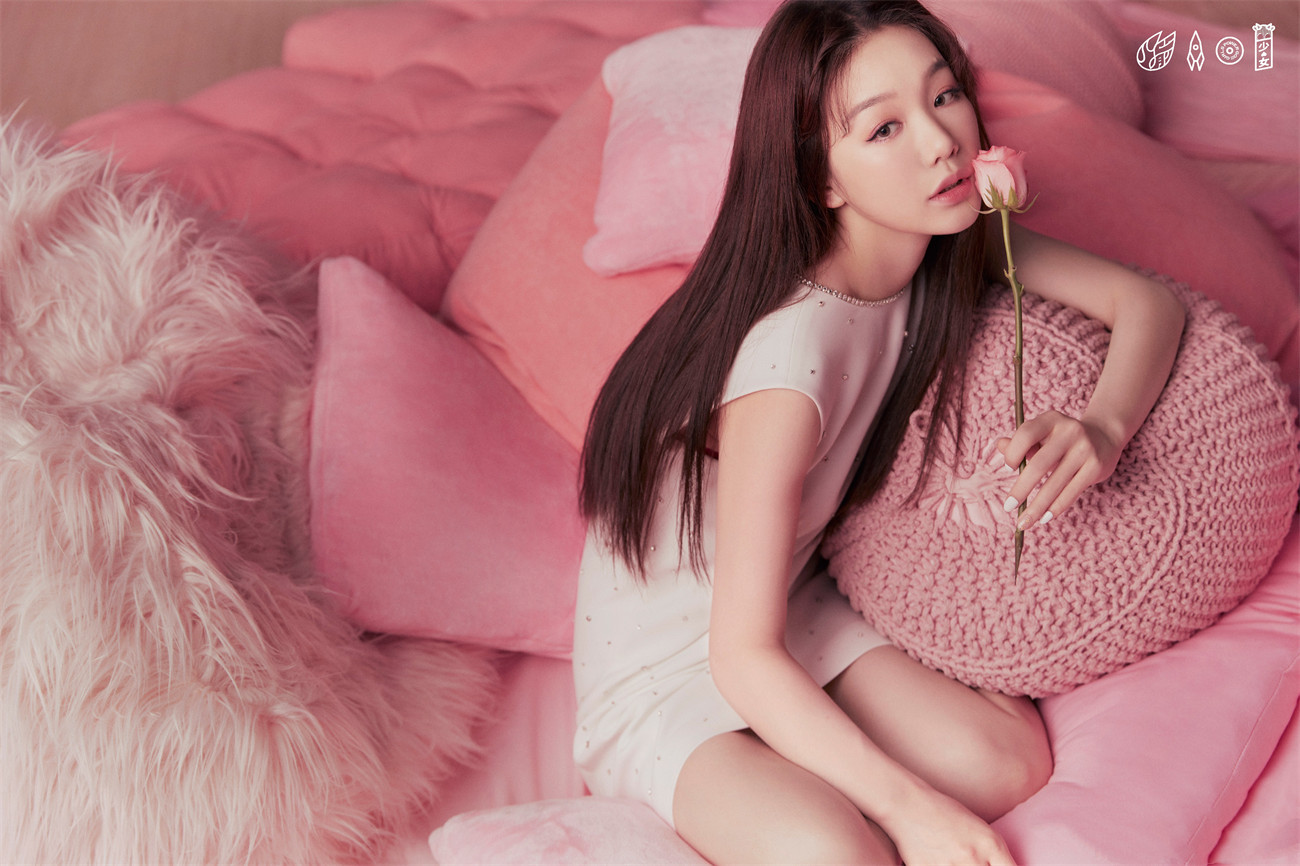 火箭少女101，穿白裙子的小姐姐们。火箭少女101