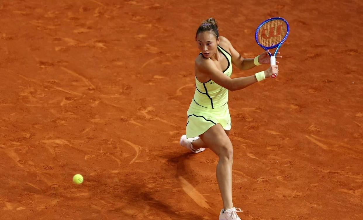 中国金花郑钦文WTA1000第二轮一发得分率高达80.00%，完胜布克沙，成功晋