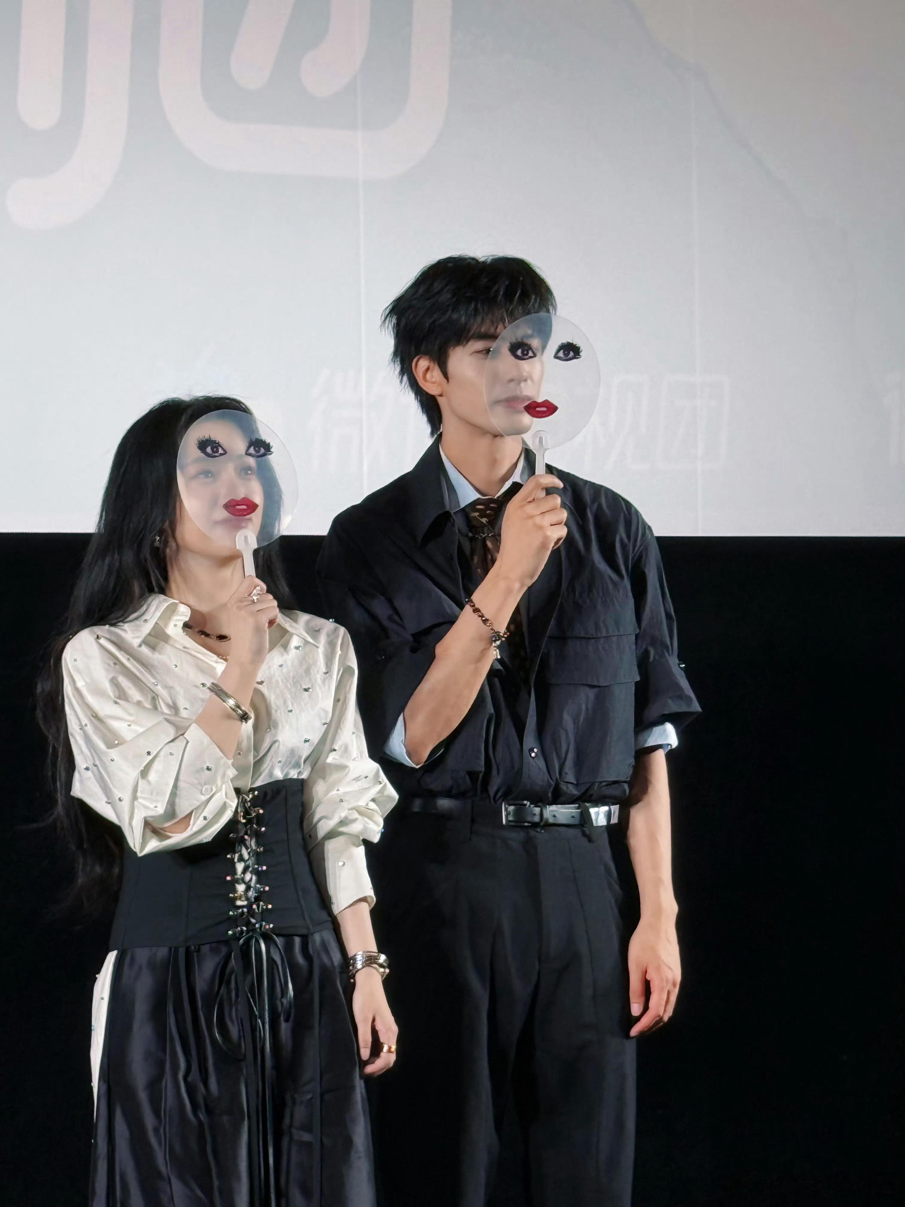 单依纯带出来的兵我真的快笑过去了​​​