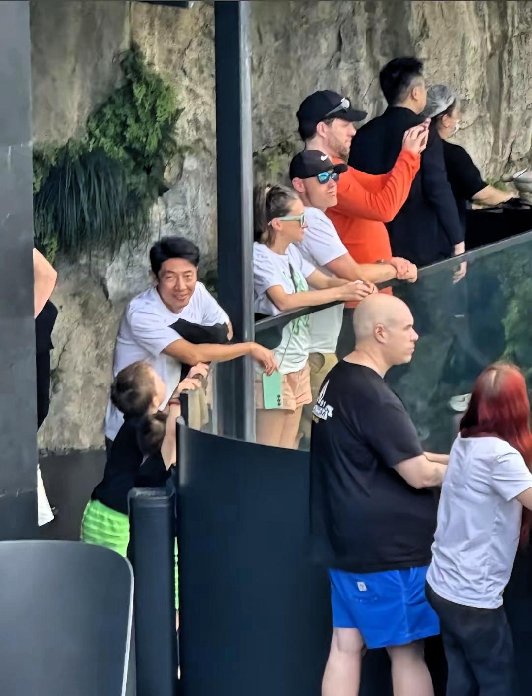 撒贝宁五一期间来宜昌就餐的这个地方，被称为“全球九大岩洞餐厅”之一，是宜昌特色美
