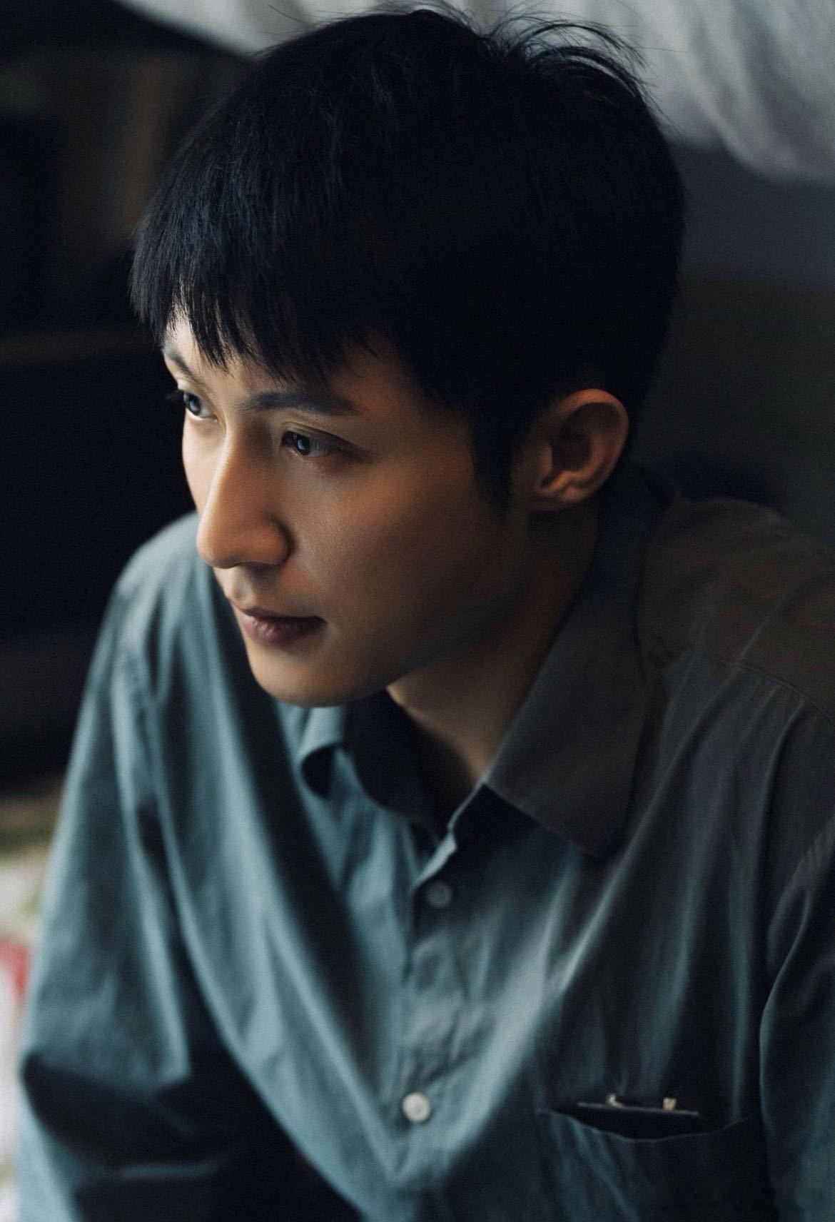 黄景瑜从文弱书生切回钮祜禄大号文弱书生模式和钮祜禄大号反差感拉满，黄景瑜跳出固