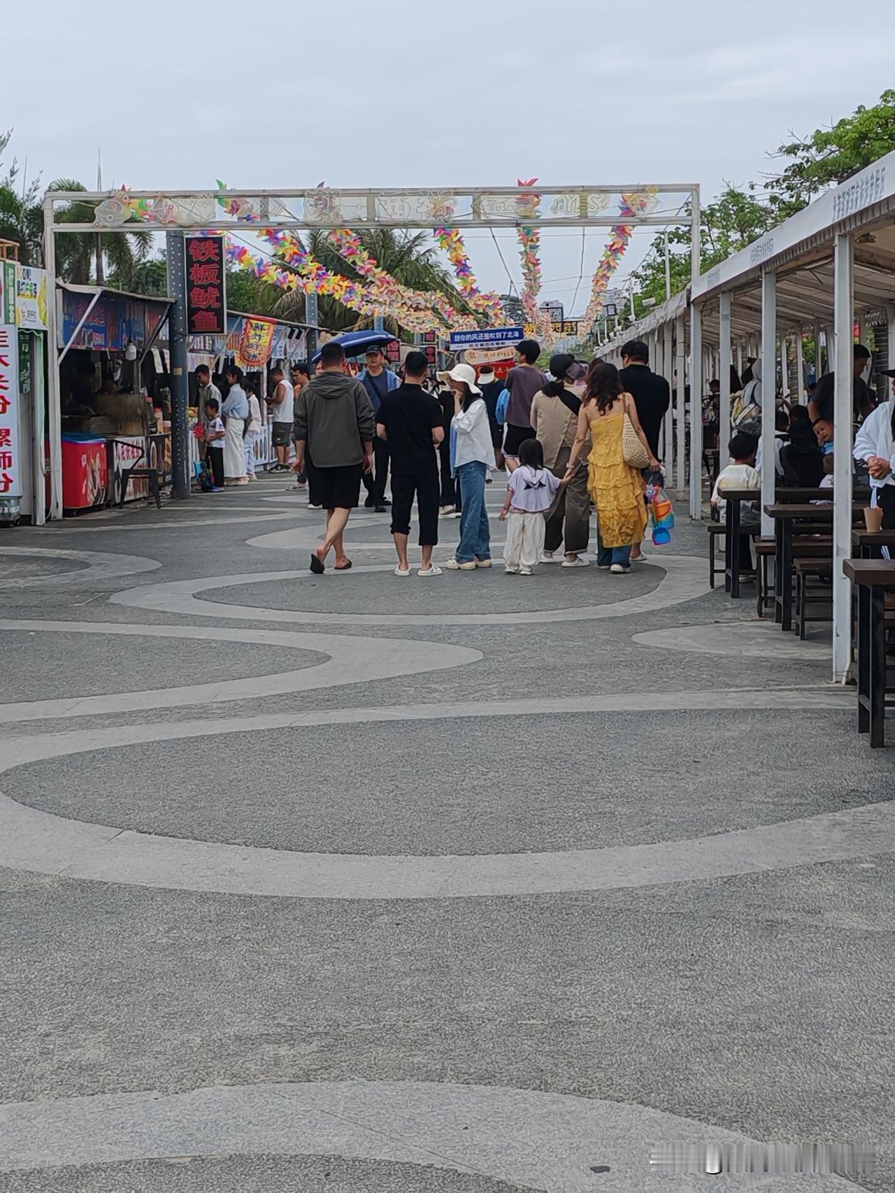 作为北海人，感觉今年的五一长假的旅游成绩只是“一般般”啦！图片一，二是5月4号