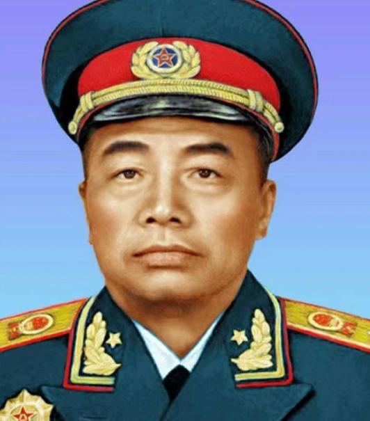 彭德怀脾气火爆，说话耿直，很多高级将领都受过他的批评，就连资深功高的刘伯承，在关