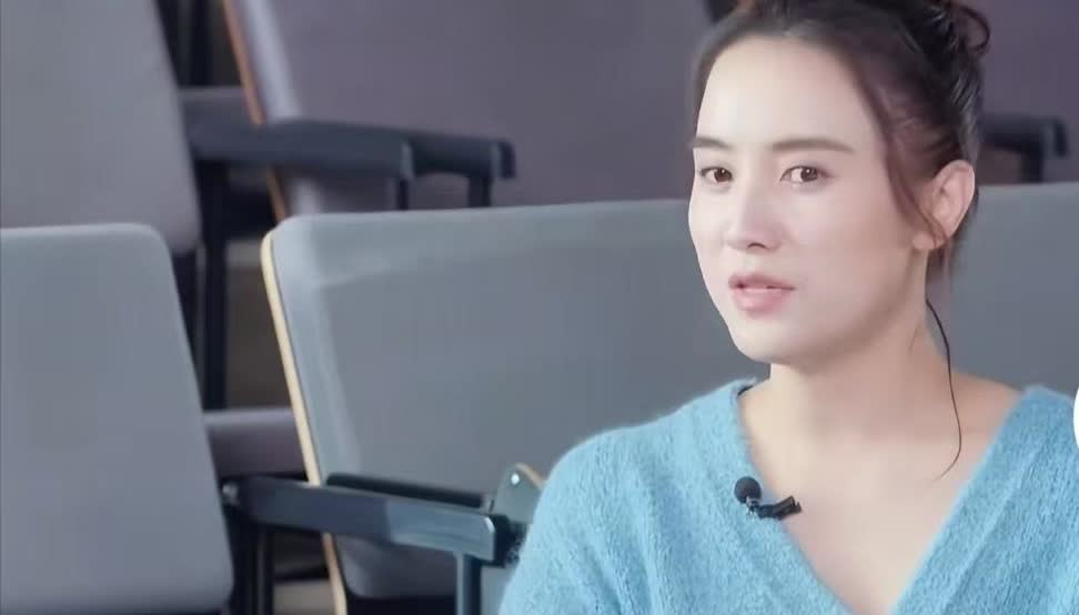 宋佳说：“除了我父亲以外，有一个男人让我知道了自己想要什么，没有他，我现在还不知