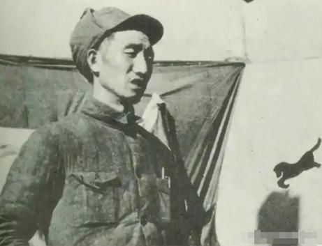 1972年，黄志勇遭到撤职，他曾当众斥责徐向前，走投无路之际去找韩先楚求助，16