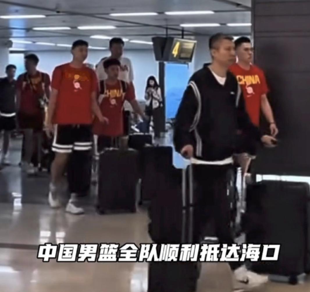 一言难尽，关于中国男篮的长期集训。又要长训至8月底，苦命的男篮。我真的很