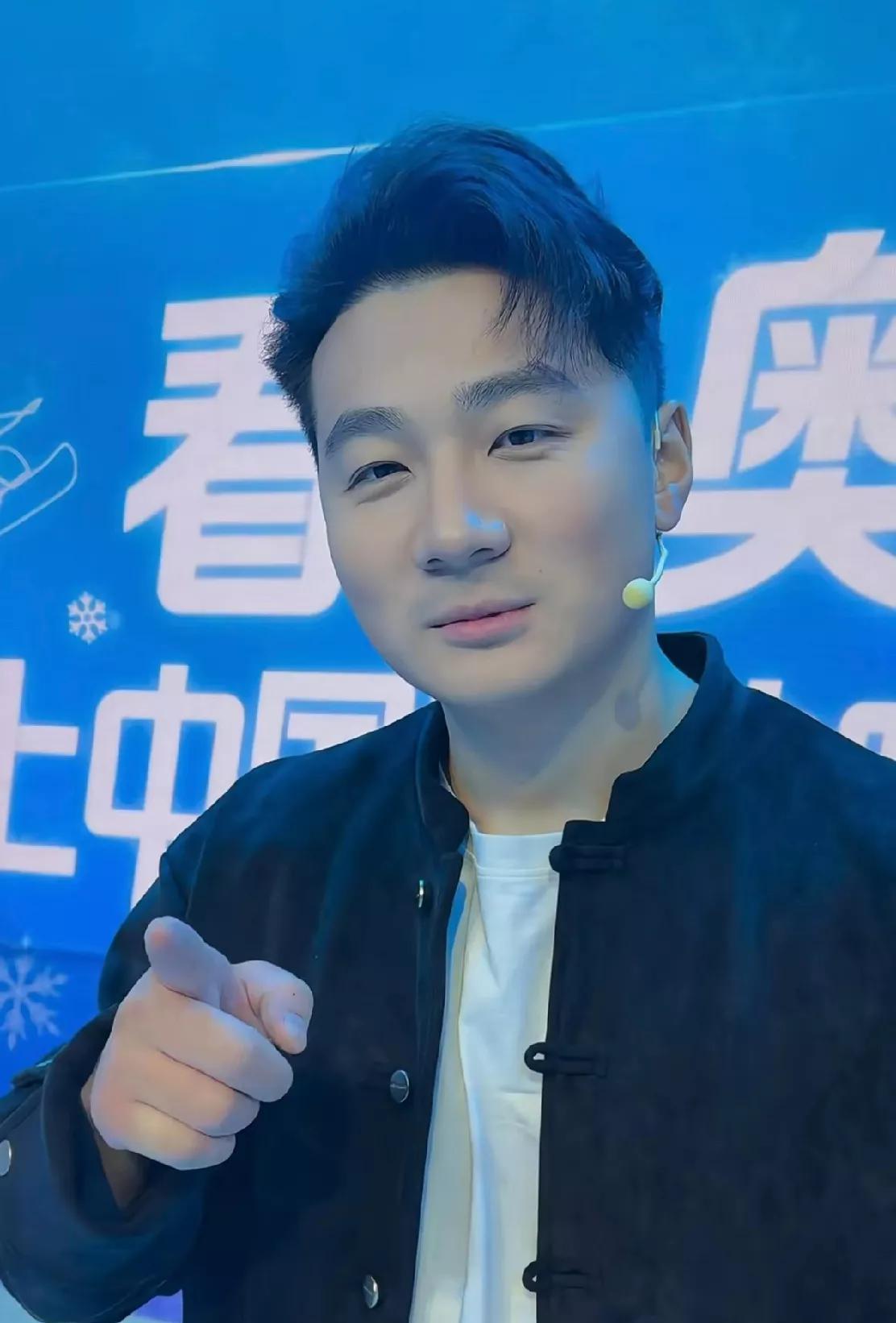 26岁奥运冠军就退役了？我差点就信了！任子威这哪是退役，分明是换个地方继续输