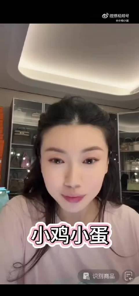 能把怀孕当成一种享受，甚至觉得孕中期工作是“双重快乐”，程晓玥这心态真的太好了！