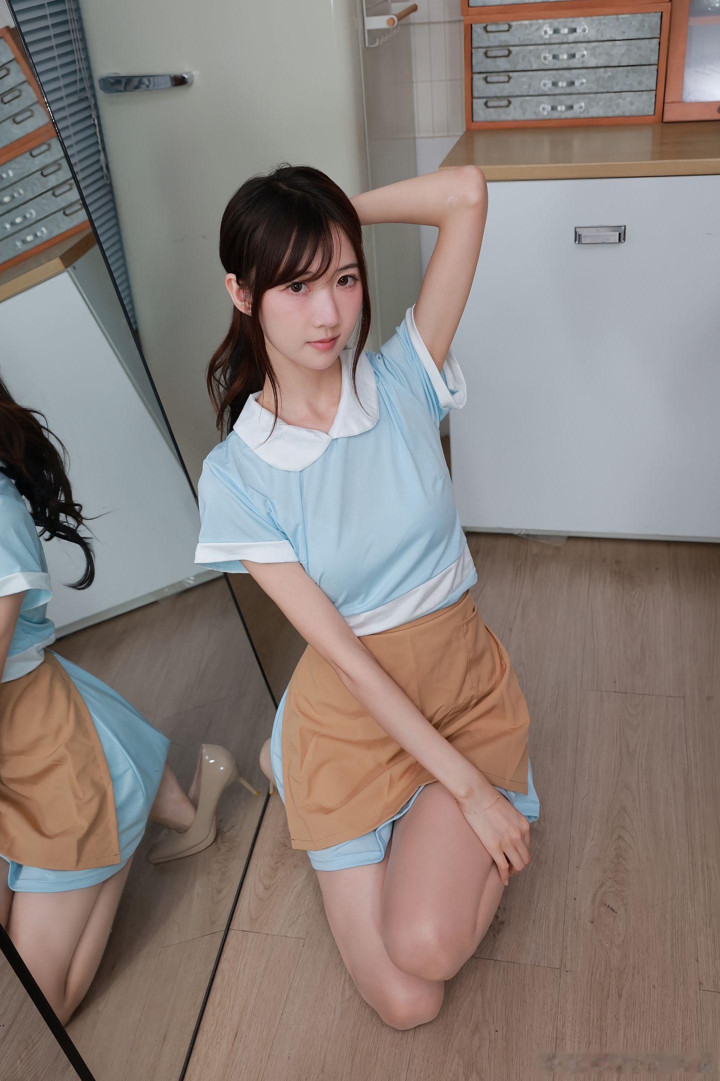 卖蛋糕的小姐姐~