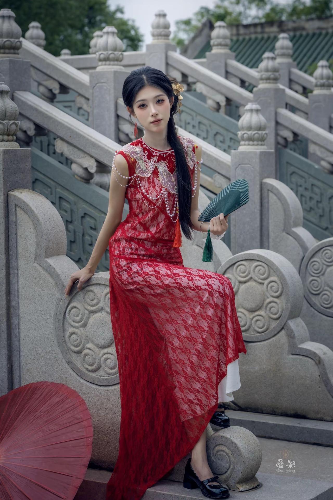 最深的智慧往往藏在矛盾中：当你接受不完美，完美才开始显现。