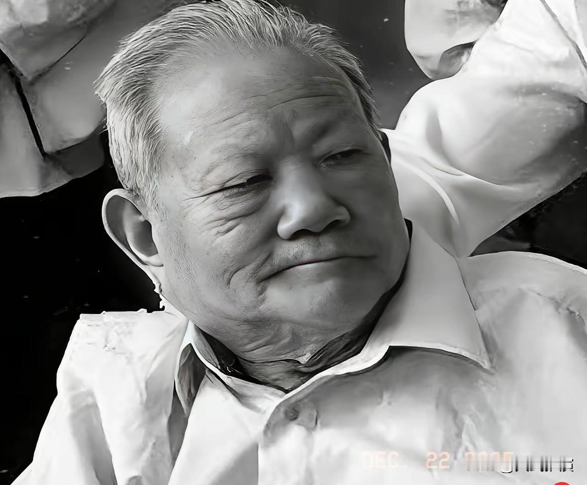 简直把无耻演到了极致省级“大人物”染指主席送给卫士的亲笔手书，这事说出来都让