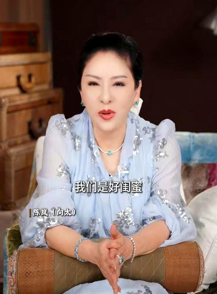 你敢信？被骂了十几年低情商的鲁豫，居然是被全网冤枉的？向太公开给她撑腰，说