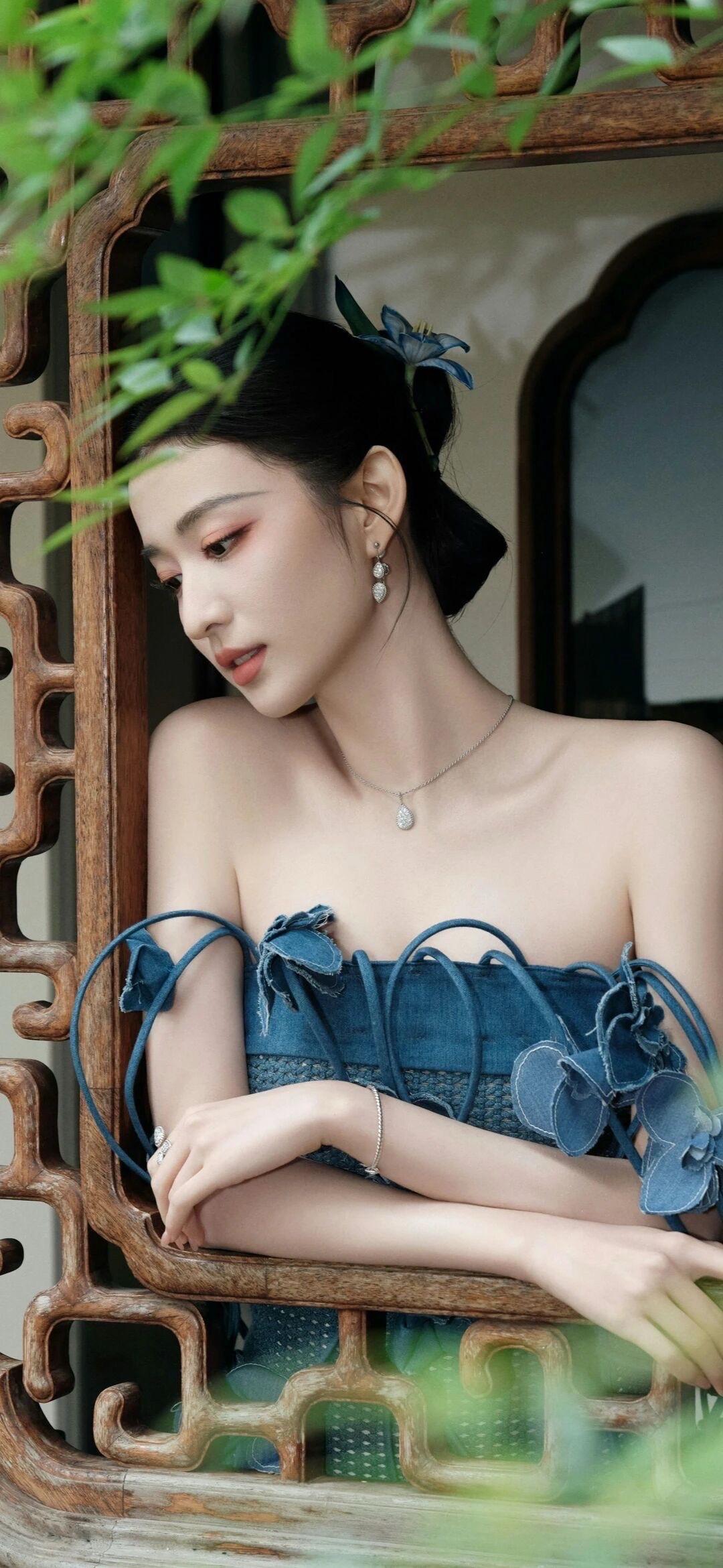 王楚然 窈窕身姿！