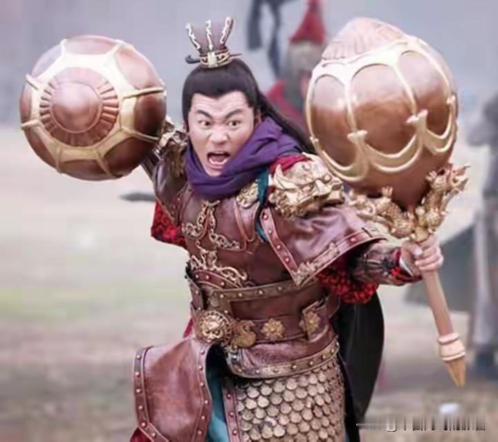 武安国在三国里头就是个不起眼的小角色。孔融让他出去挡吕布，他就拎着一把长柄铁锤上