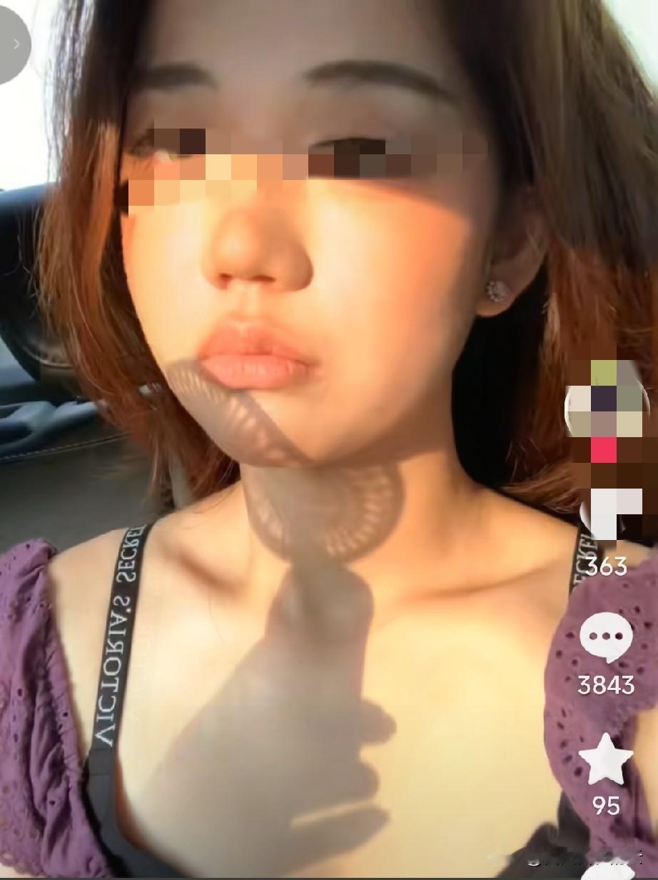 监控看完了，4岁男孩没问题，孩子跑的时候，还专门提醒了女生，说阿姨请让一下。可能
