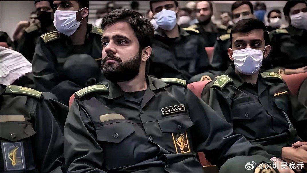 仗打到第五天，伊朗炸了，最让人破防的一幕来了！大批两伊战争老兵主动申请重返战场，