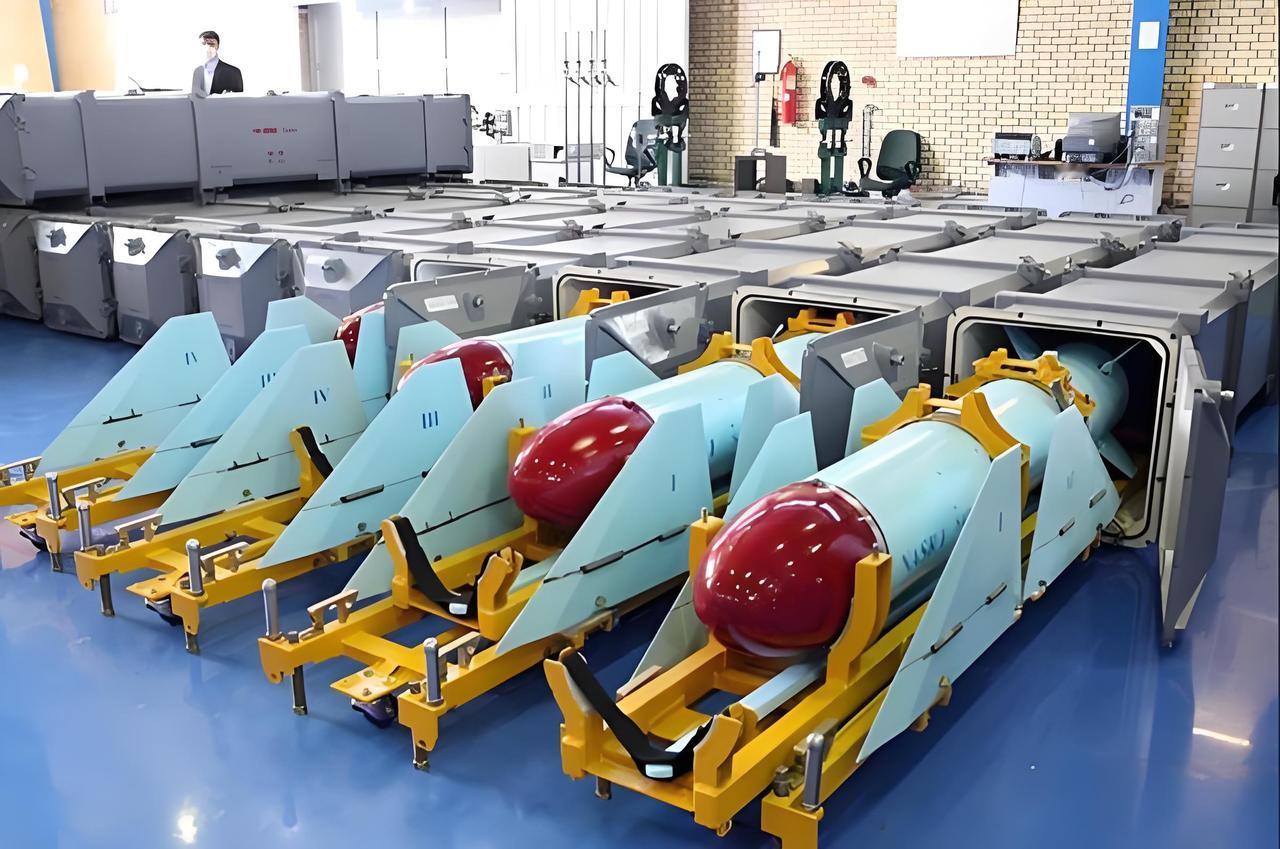 利雅得的棋局：沙特中立表态背后的海湾权力暗战伊朗外长阿巴斯·阿拉格奇与沙特外