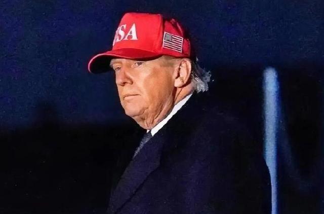 特朗普，79岁的老头，活得像个“超人”，专跟养生专家对着干。别人把保温杯、轻断食