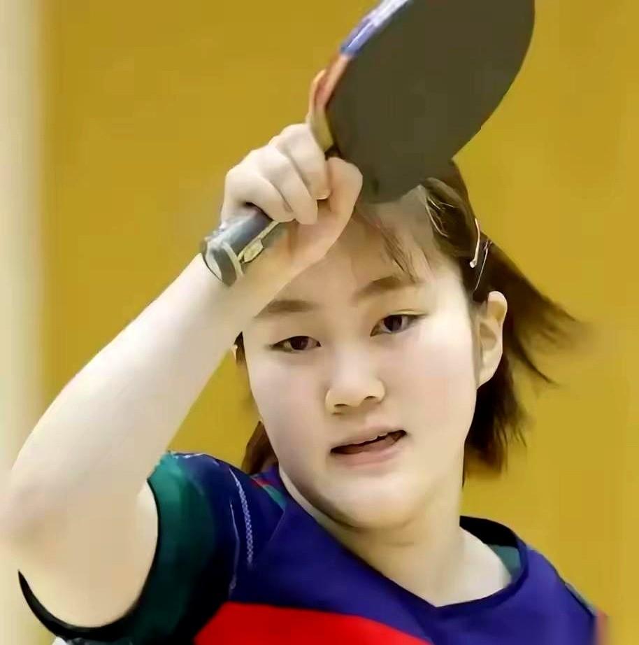 卫冕冠军，第一轮就回家了。输给一个连名字都叫不上来的选手。大藤沙月这坎儿，有