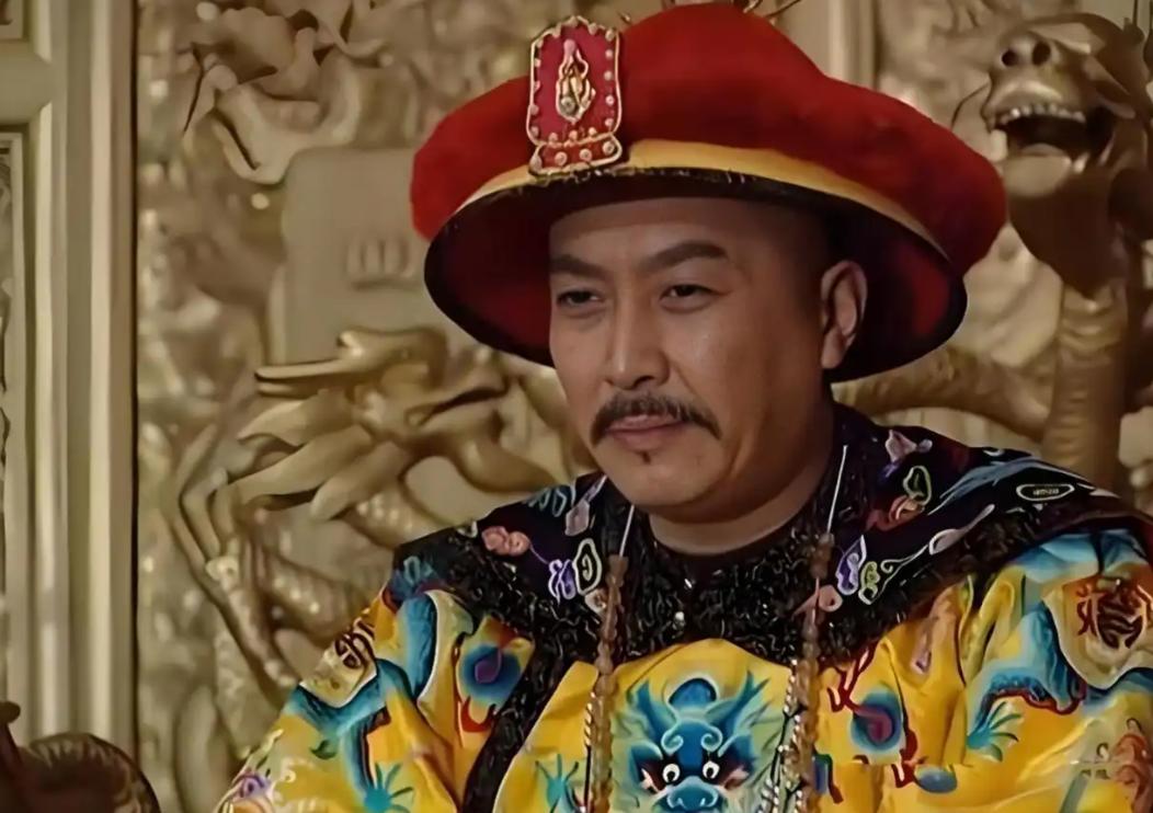 雍正对科甲出身的官员，一直不太感冒，主要有两个原因。一是当年康熙废太子的时，满