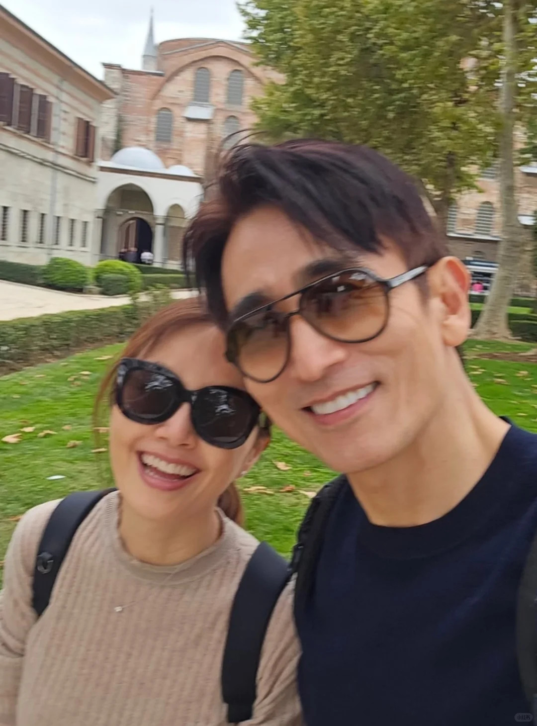 车仁表和老婆，这夫妻俩颜值都很高啊，咋儿子就没遗传到呢