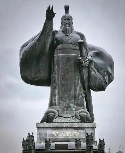 西汉历史上最让人不寒而栗的一幕，不是卫太子刘据在巫蛊之祸中被逼自缢，而是他死后汉