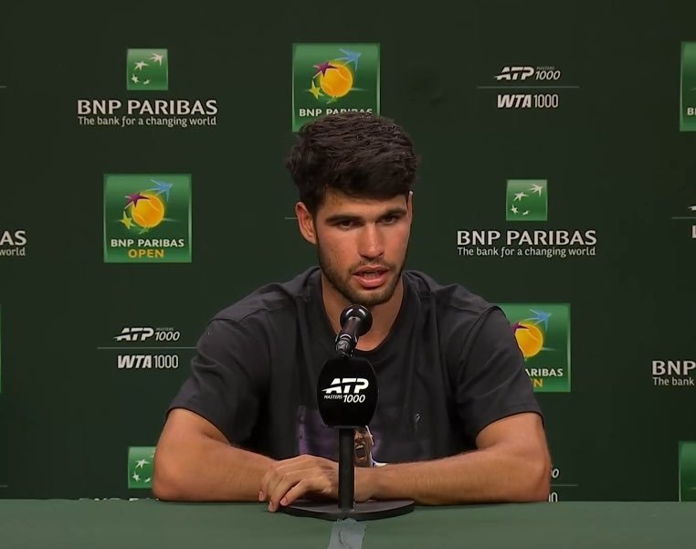 阿尔卡拉斯遭赛季首败阿尔卡拉斯阿尔卡拉斯赛后召开新闻发布会，有记者问到连胜对