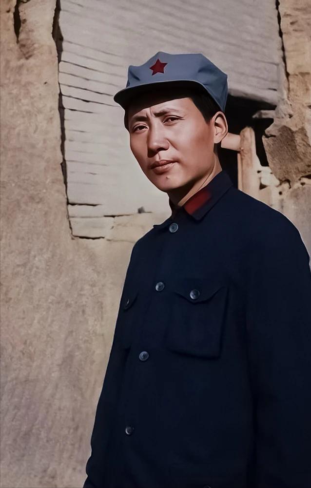 这是毛主席和母亲文七妹的真实复原图，每次看到都流泪满面，伟大的母子，值得人们怀念