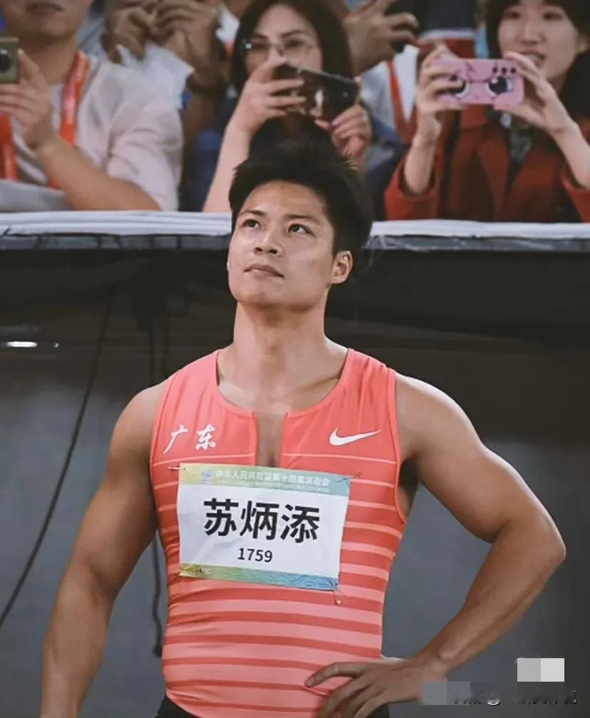 苏炳添退出百米赛场此时此刻最开心的人绝对是他的妻子林艳芳了因为，这一次，