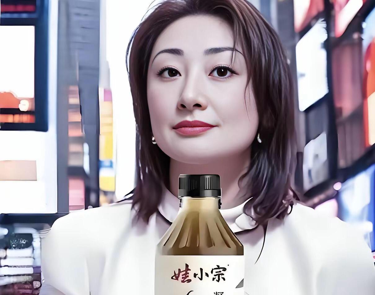宗馥莉，缺少稳健操盘能力。更缺少格局，把一手好牌打的稀巴烂，把自己的爹搞的臭臭的