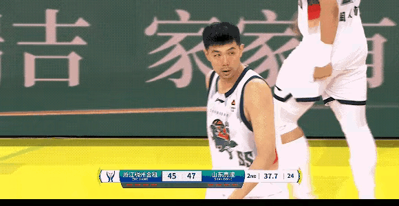 在比赛中看看陶汉林和孙桐林的表现，孙桐林就像比陶汉林大10岁似的，其实，陶汉林才