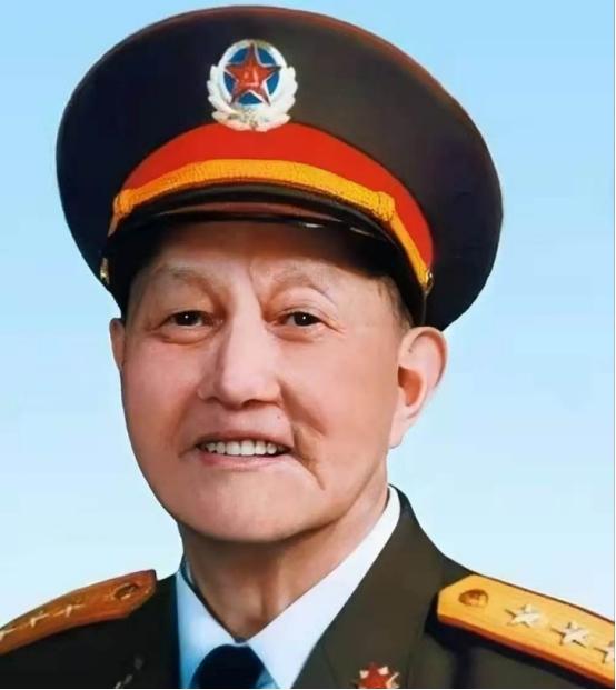 1965年，开国少将邓岳到吉林出差，做了件当时所有人都躲着的事：专程登门看望洪学