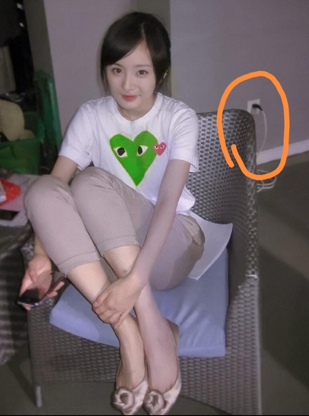 杨幂年轻的时候颜值真是高啊，比杨紫还有景甜都要漂亮，那时的杨幂是清甜系列的美女，