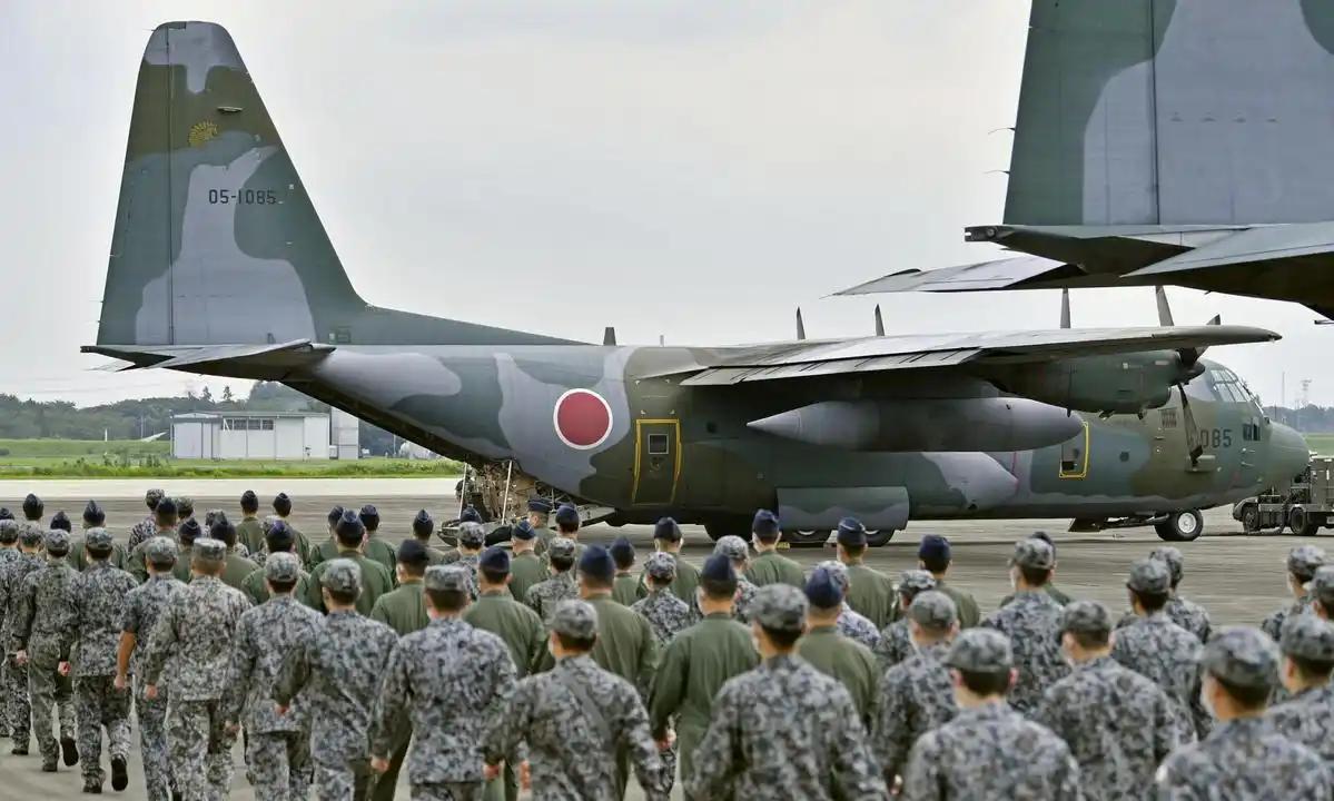 1962年，<em>日本航空自卫队</em>开始装备美国“奈基”远程防空导弹系统和最新的第二代战斗