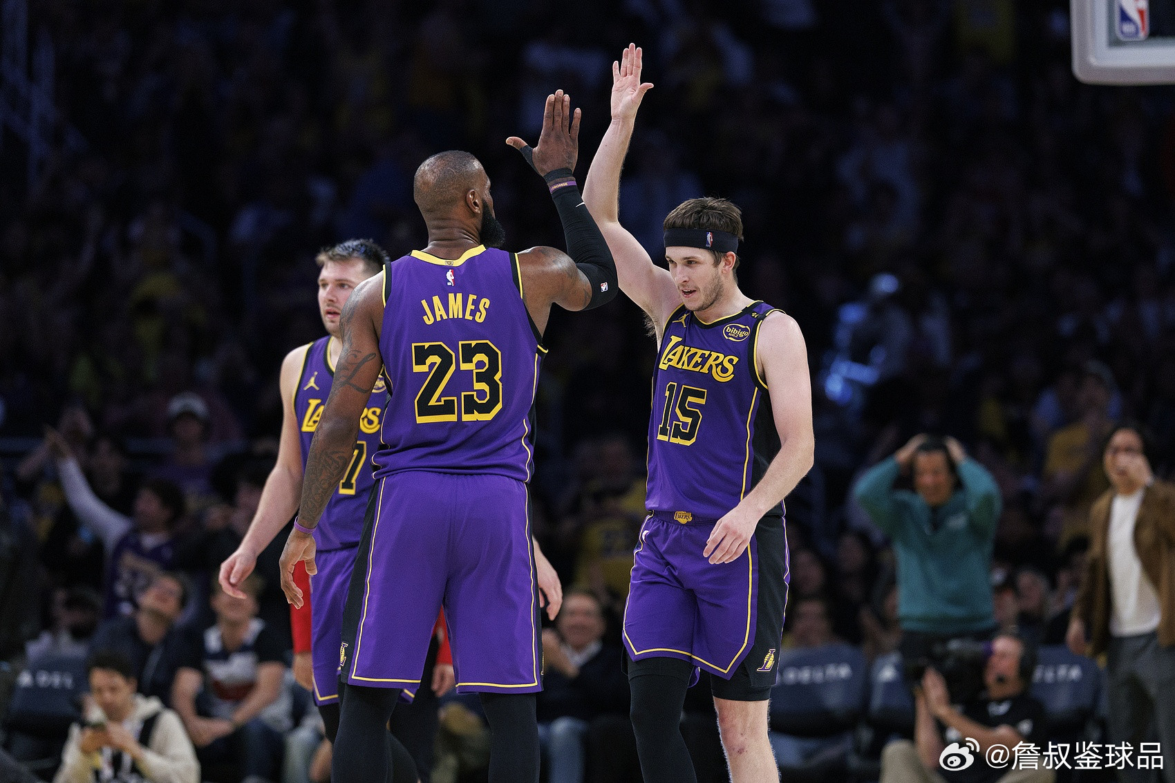 湖人今年夏天将给里夫斯提供为期5年、总价2.4亿美元的大合同。这完全是情理之中的