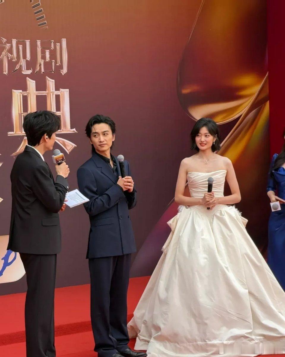 我惊呆了，陈晓曾经那么帅现在怎么变成这样了？