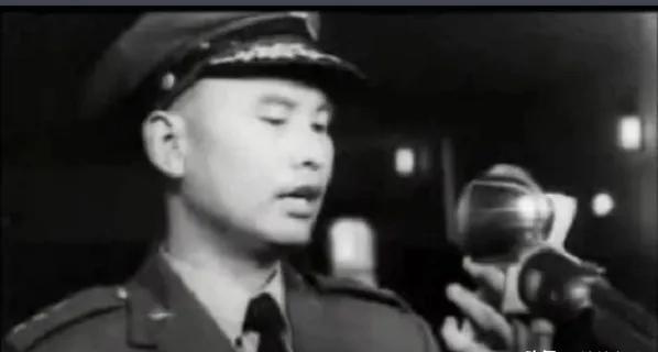 1957年，解放军副师长驾驶小船跑到台湾，毛主席大怒，立即叫来罗瑞卿处理这件事，