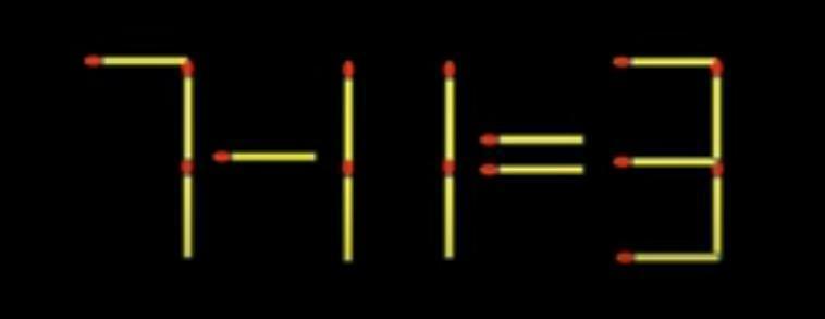 眼前有一道由火柴棒搭建的神秘等式：“7-11=3”，它显然与常规运算规则