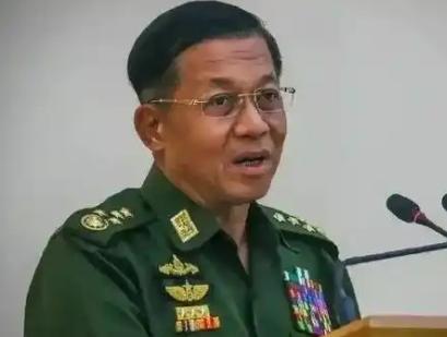 中日闹到这步，东南亚国家全装没听见，沉默之下，小心翼翼维持着对中日平衡，却仍有例