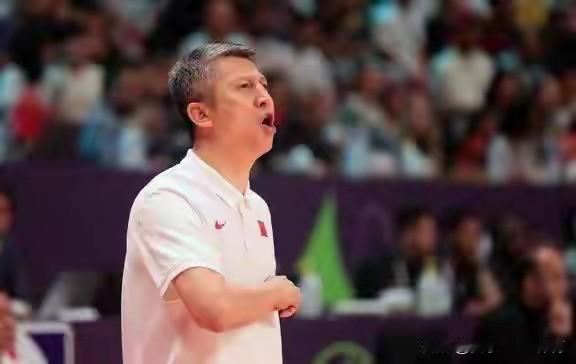 积极备战，志在必得！中国男篮要在外界不看好的情况下，打出士气，超常发挥★铁血