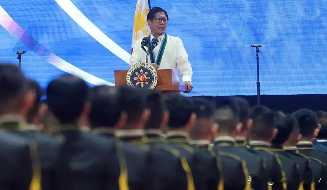 菲律宾总统铁令军方效忠国家，军内派系暗斗，家族下台预言要实现？菲律宾总统小马