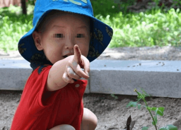 宝爸: 那孩子再打你, 你就要打回去