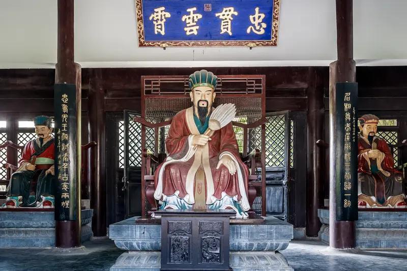 用一句话来代表四大名著，比如“大郎，该喝药了”，一看便知是《水浒传》；“猴哥，等