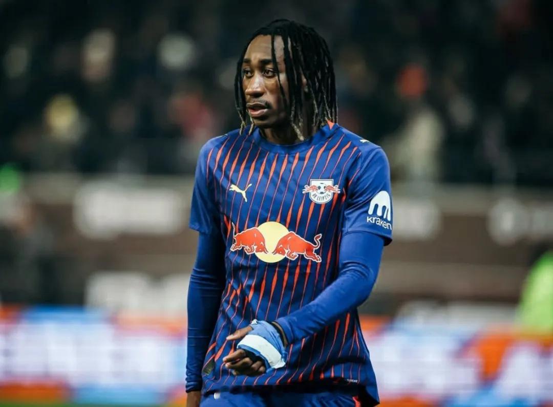 罗马诺消息，拜仁和英超顶级豪门将在今夏竞购扬-迪奥曼德！莱比锡红牛还未决定这名新