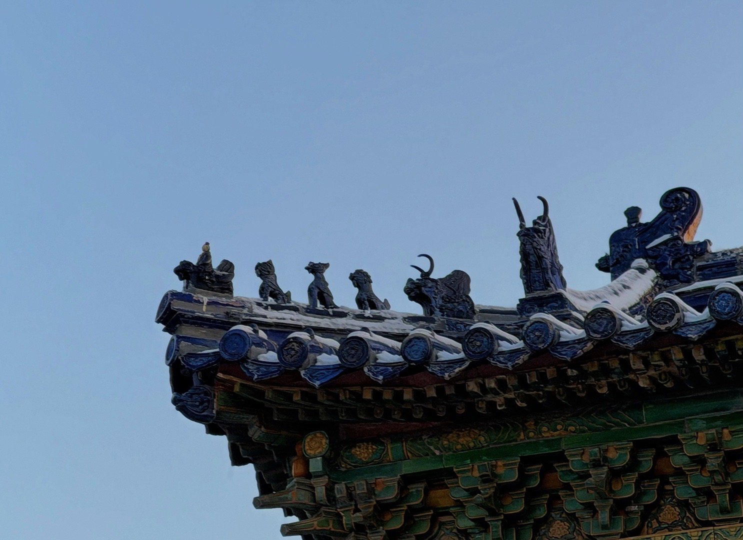 今天就这样走走走走大吃大喝