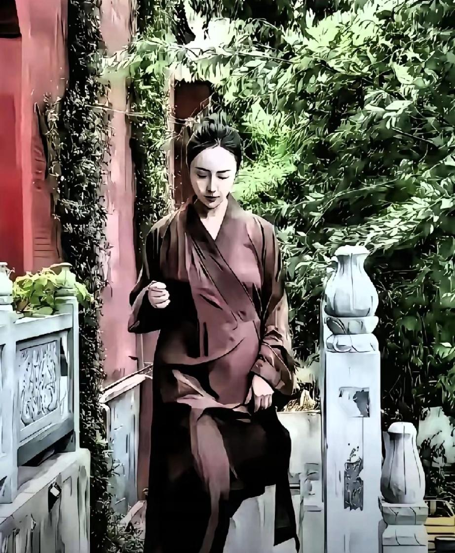 前两天误入山里一个尼姑庵，里面的景象直接把我按在地上摩擦。​几个女师父，面相清